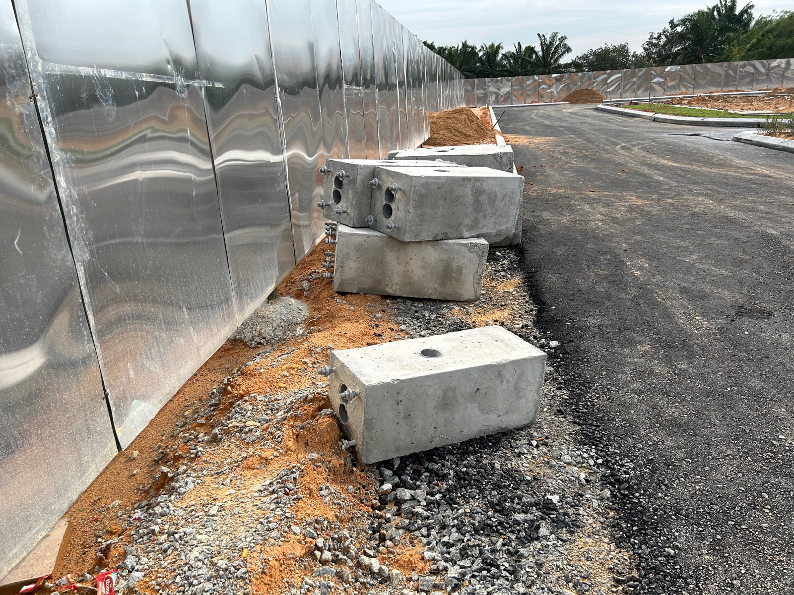 alluminium sheet hoarding