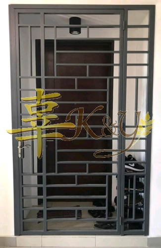 Mild Steel Main Door with Handle Lock (Ms 1x 1/2 Hollow)