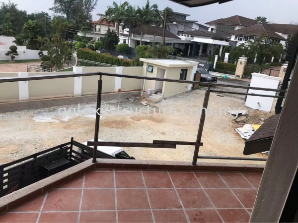 Second progress:1)To fabrication and install new custom make wrought iron powder coated staircase railing with wood handle 2)To fabrication and install new custom make wrought iron powder coated balcony /balustrade railing - Kajang Stairs Balcony Selangor, Malaysia, Kuala Lumpur (KL), Shah Alam Supplier, Suppliers, Supply, Supplies | GALAXY STRUCTURE & ENGINEERING SDN BHD