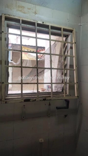 Progress done Emergency case immediately settled:To dismantle old damage window grille,fabrication and install new heavy duty window grille with plate paint - Bukit Tinggi  Girlle  Repairing Work Selangor, Malaysia, Kuala Lumpur (KL), Shah Alam Supplier, Suppliers, Supply, Supplies | GALAXY STRUCTURE & ENGINEERING SDN BHD