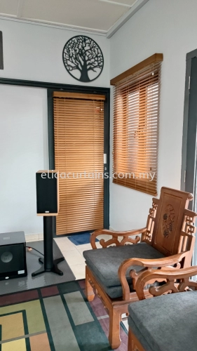 Wooden Timber Blind, Natural Wood Colour, Relaxing Area.