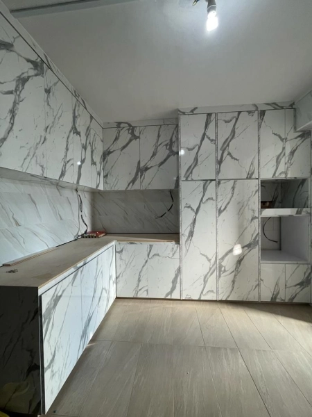 Custom-Made Elegant And Timeless Marble Laminate Kitchen Cabinet