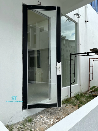 Swing Door Clear Glass 