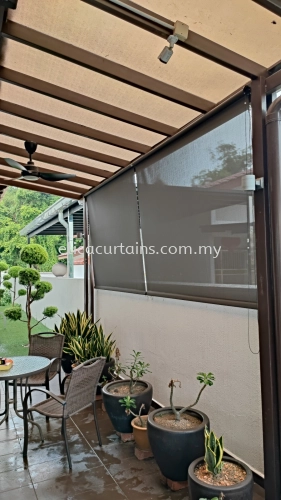 Outdoor Roller Blind, Sunscreen, Sunblock, UV Protection, Afternoon Direct Sun Don't Worry, Carporch Are, Garden Area, Relaxing Area 