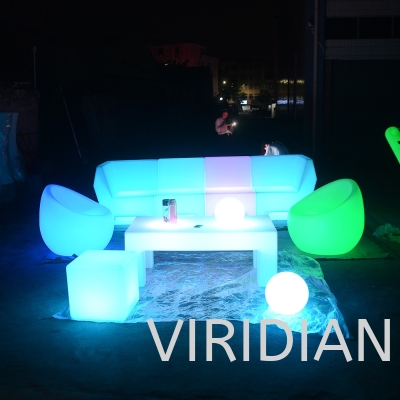 LED table and chair (106)