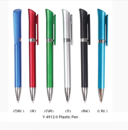 Plastic pen