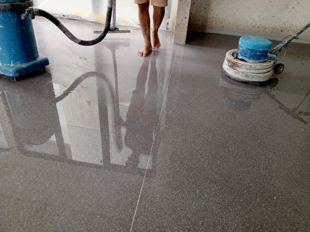 Cement Polish at Tropicana Golf Country and Resort
