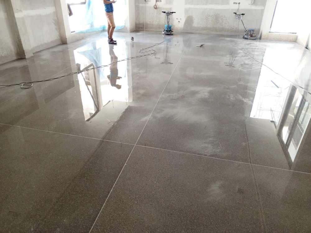 Cement Polish at Tropicana Golf Country and Resort