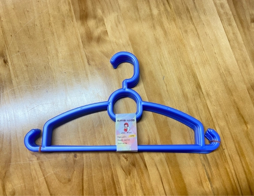 Hanger Plastic 6pcs HL4106