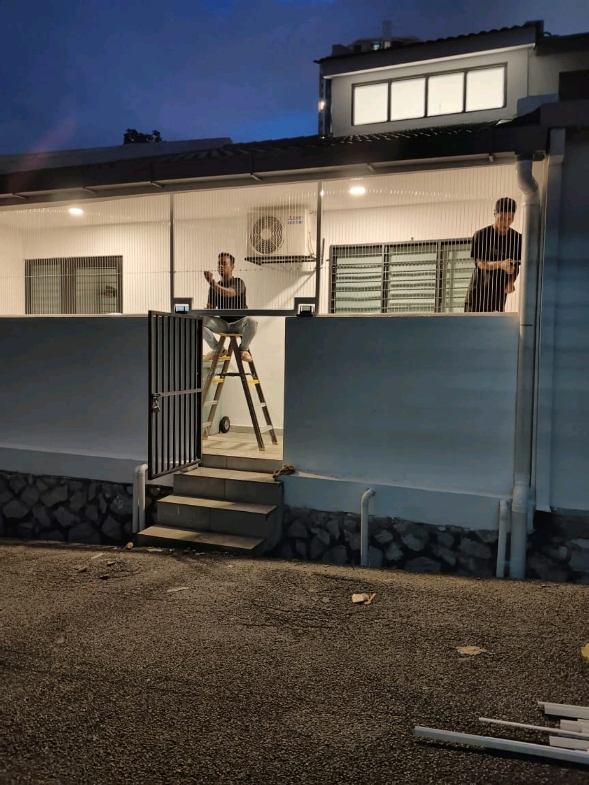 invisible Grille for back yard