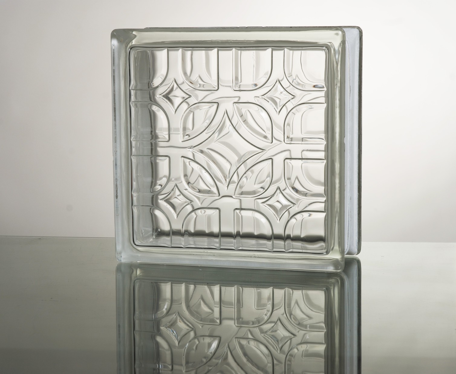 井格纹空心玻璃砖 Well grid glass block