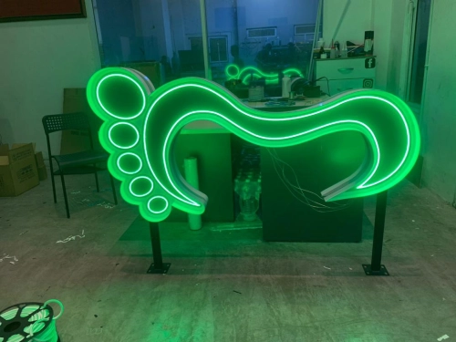 3d led boxup signbord #3dledsignboard #3dboxup #3dsignboard #3dledboxup #signboard #ledneon #neon #neonled   Whatsapp   http://www.wasap.my/60162340804