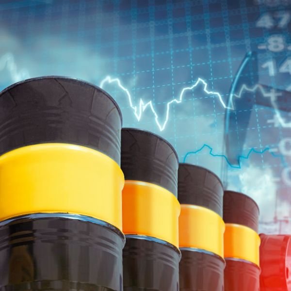 Oil prices clinch weekly gain on supply disruptions amid geopolitical tensions