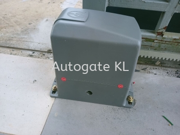 5 February 2023 AutoGate Install Auto Gate Sliding E8 E1400, Kuching