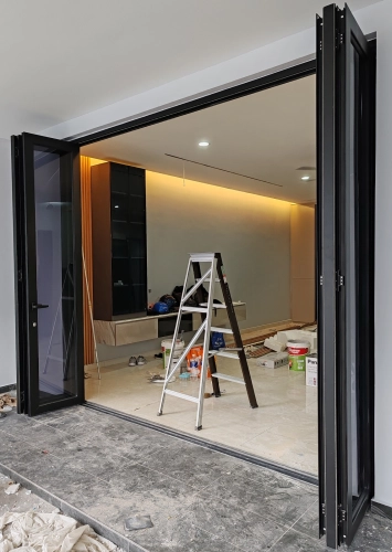 Performance Folding Door 