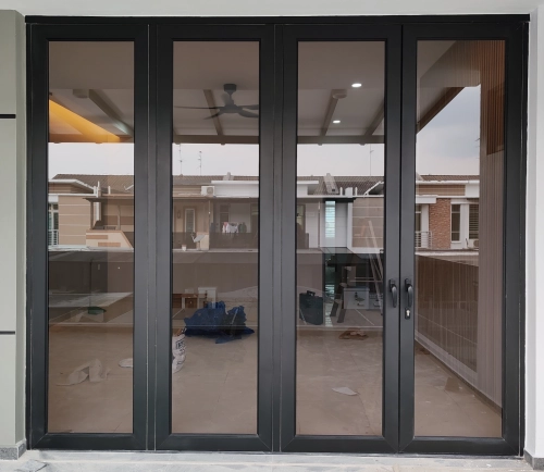 Performance Folding Door 