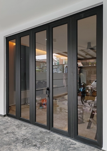 Performance Folding Door 