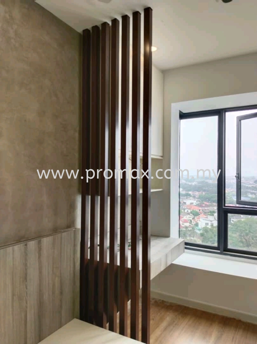 Aluminium Bar Partition 