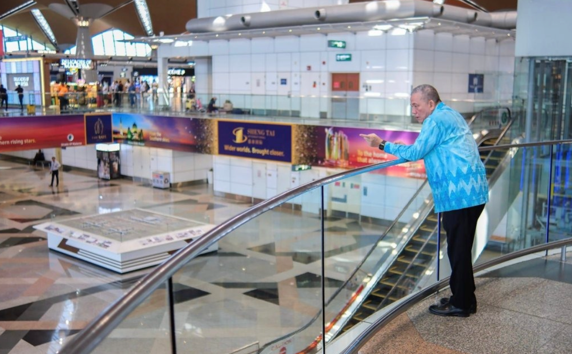 DPM Fadillah makes surprise check on tourists’ entry process at KLIA