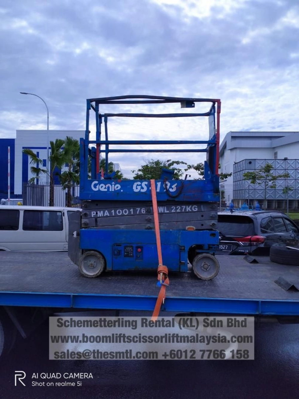 Scissor Lift Rental in Taman Continental 