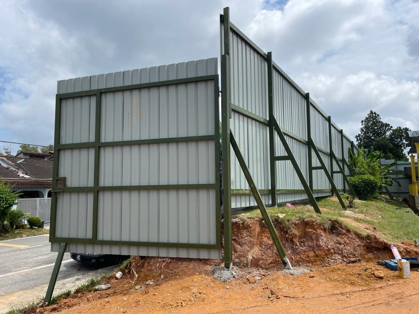Metal Hoarding Works