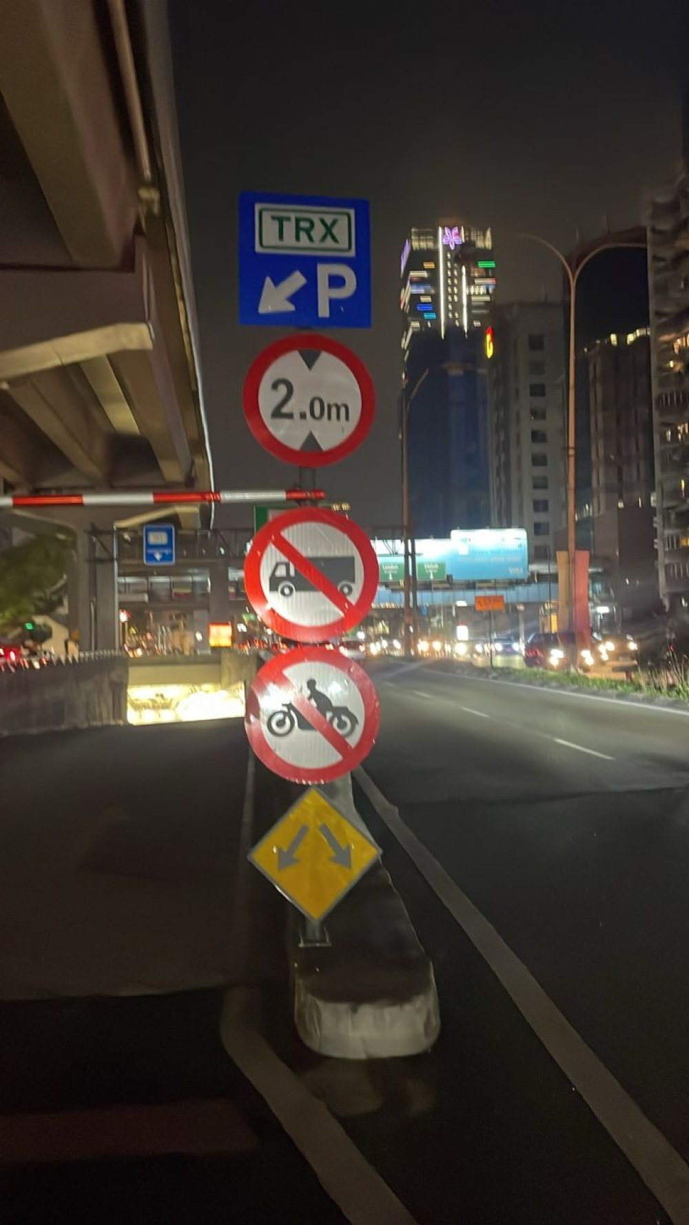 Road Sign supply & Install