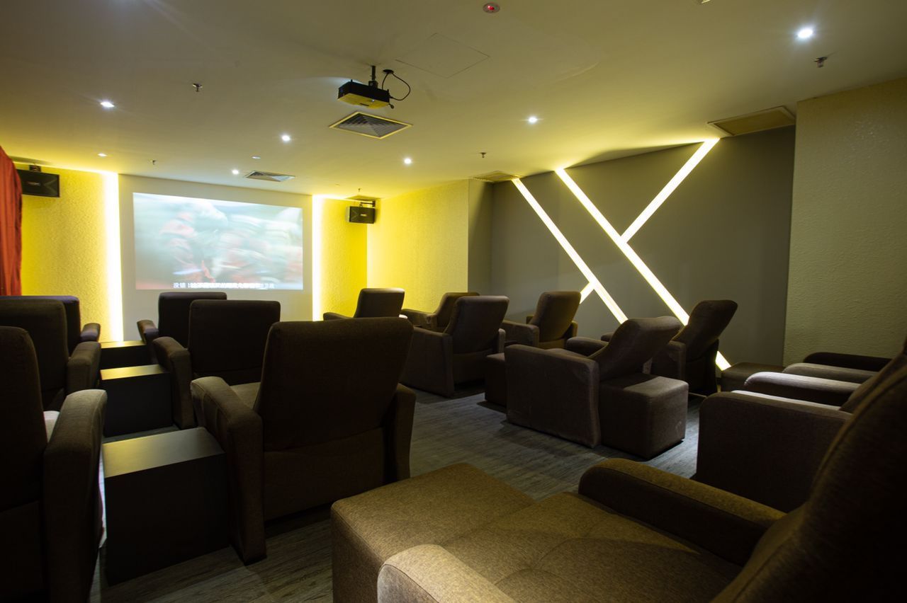 Spa Centre Johor Bahru (JB), Therapeutic Massage Masai, Foot Massage