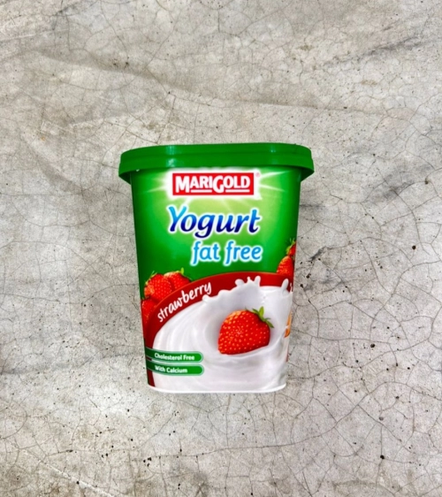 Marigold Yogurt Fat Free Strawberry 470g - DBS GROCER SDN. BHD.