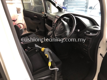 Professional Car Seat Deep Cleaning Service | Fabric Car Seat Cleaner Kuala Lumpur & Selangor | Door To Door Service | Toyota Voxy 2.0 ZS