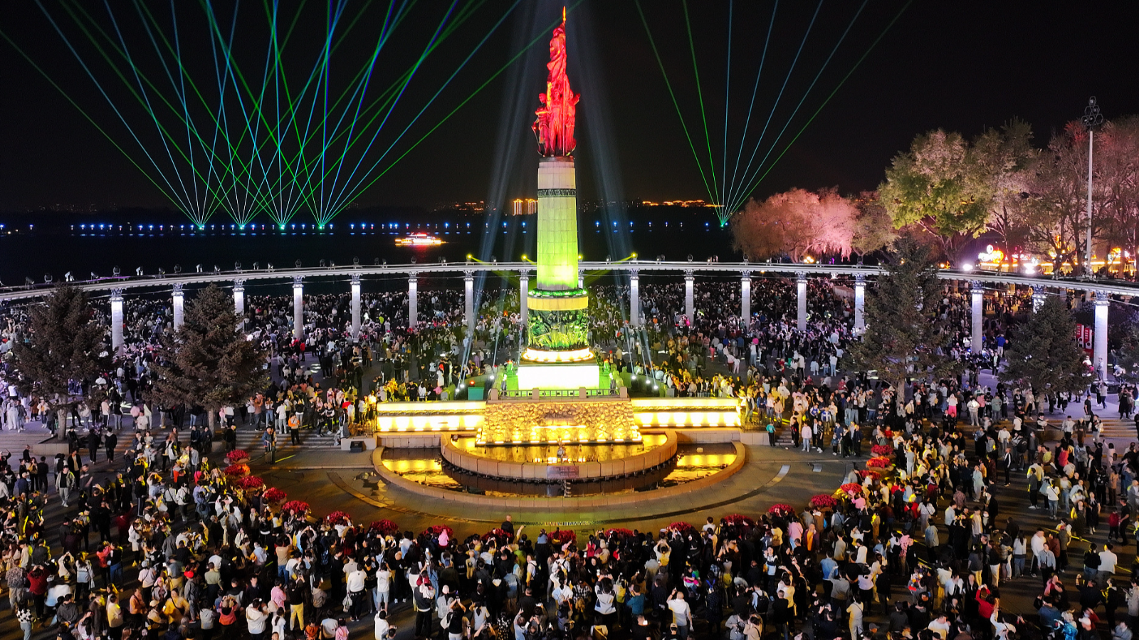 China's May Day holiday ignites global consumption with 8.47 million cross-border trips