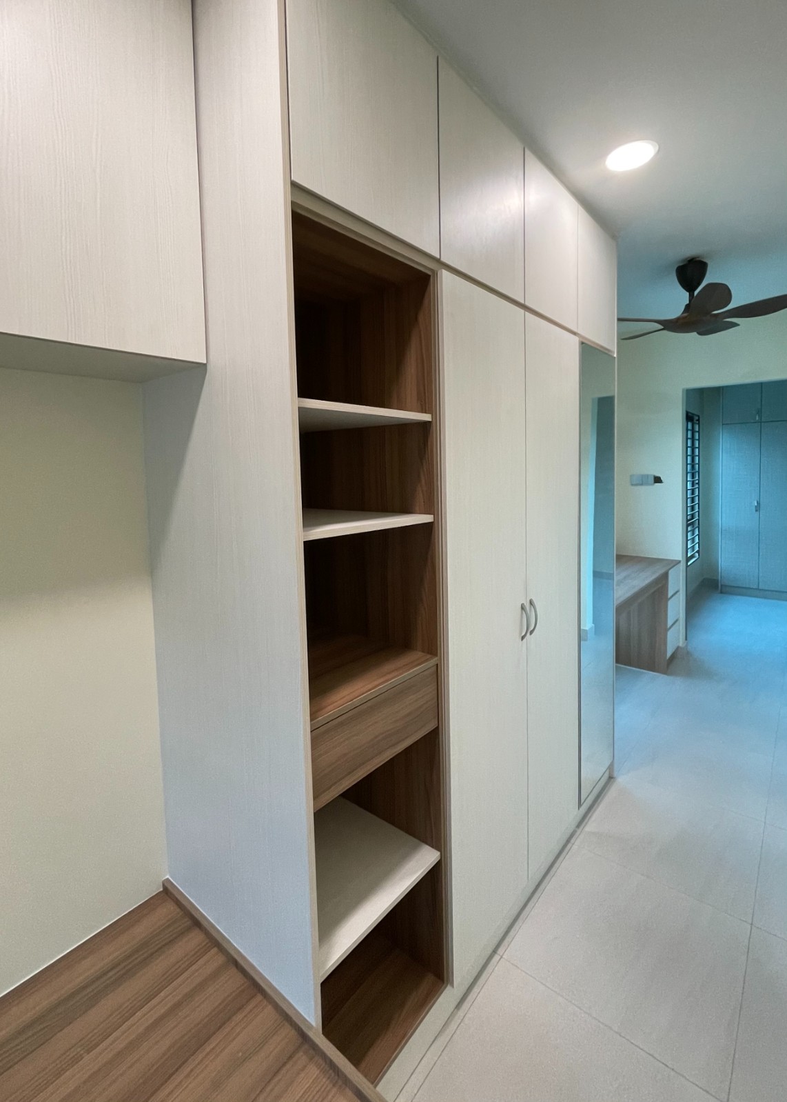We are specialised in Wardrobe with melamine