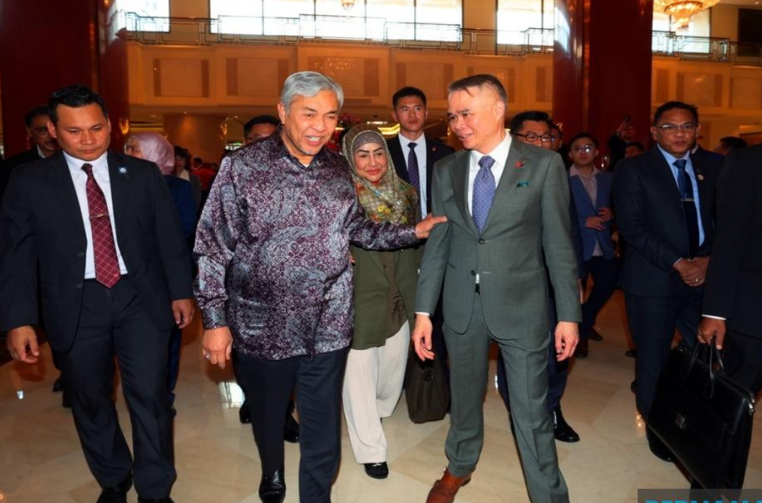 DPM Ahmad Zahid arrives in Beijing, final stop of official visit to China