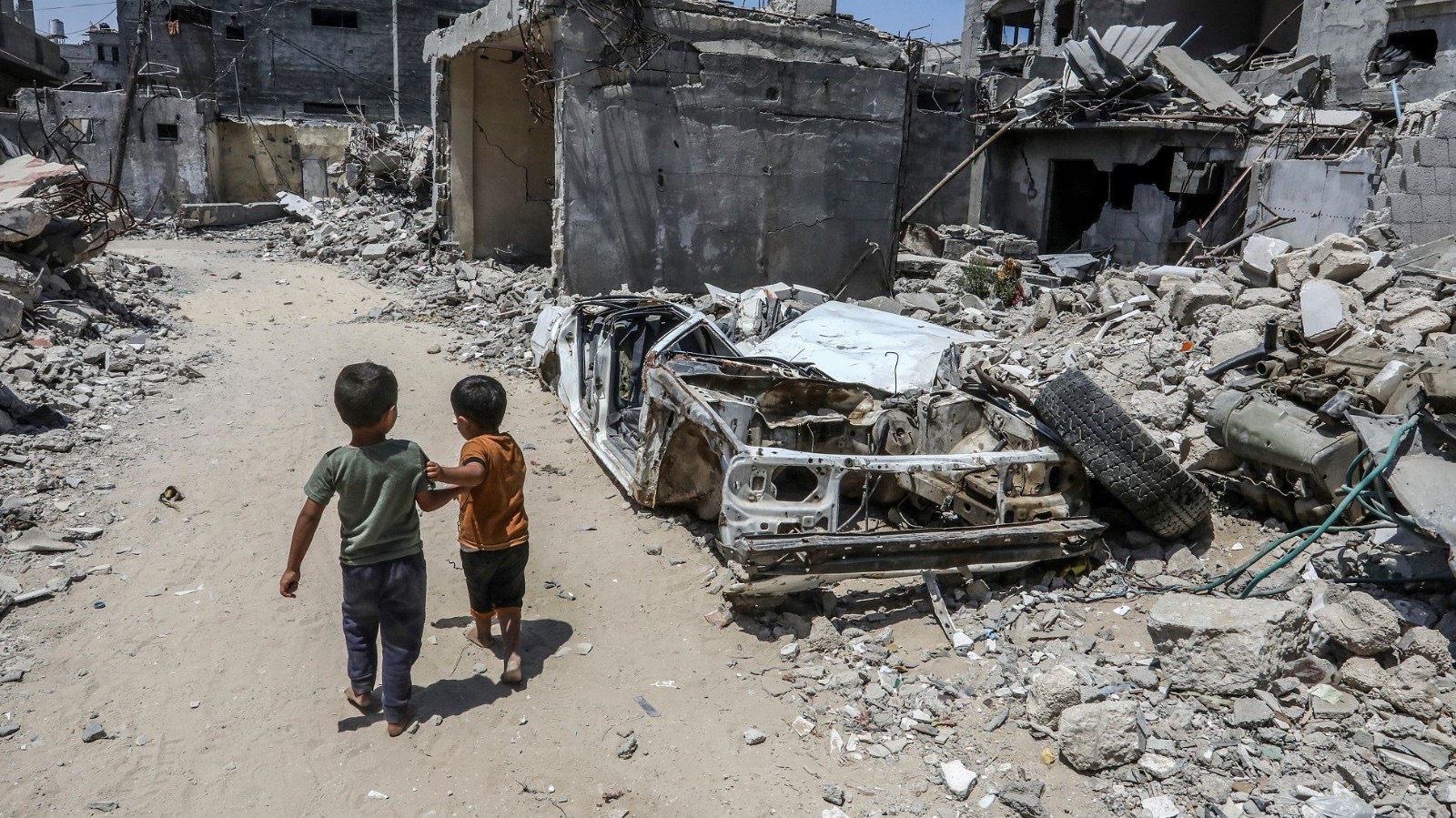Israel pounds Hamas as mediators urge both to accept Gaza truce plan