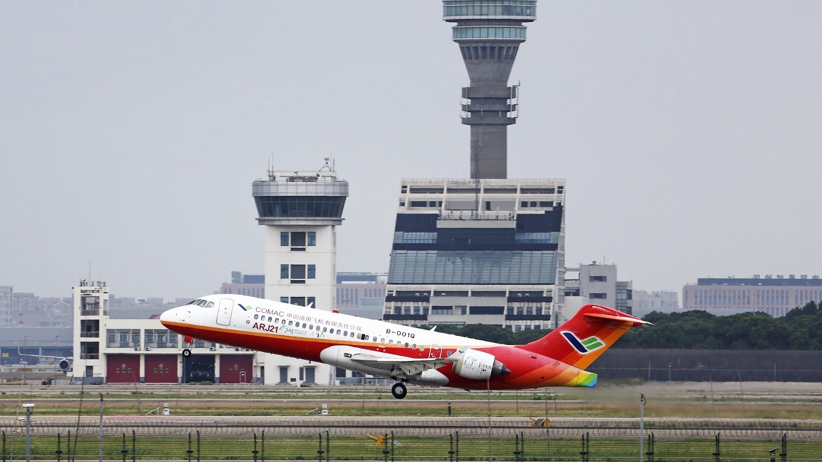 China's commercial aircraft complete demo flights with sustainable fuel