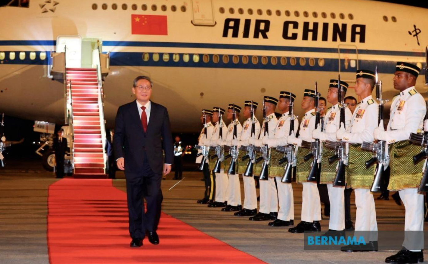 CHINA'S PREMIER LI QIANG ARRIVES IN MALAYSIA FOR THREE-DAY OFFICIAL VISIT