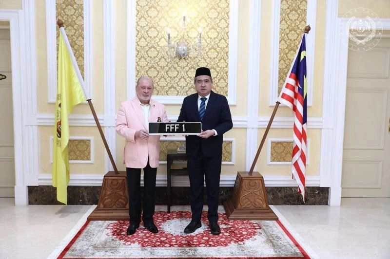 King wins 'FFF1' plate number with RM1.75m bid, hopes proceeds will benefit people