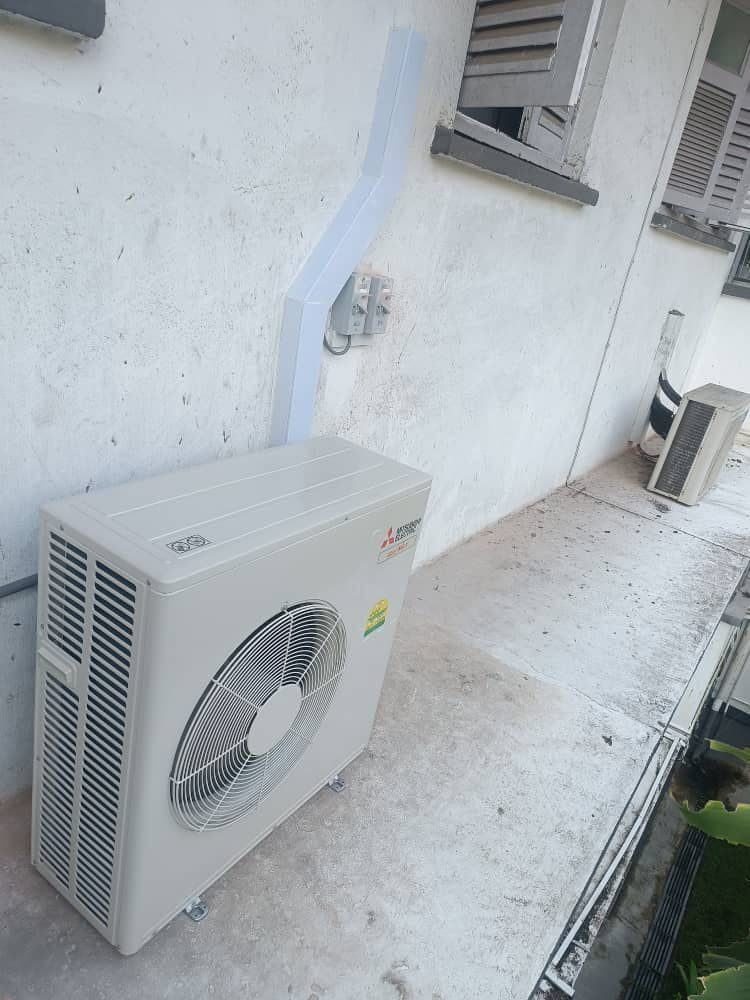 Install System 2 Aircond at Private House