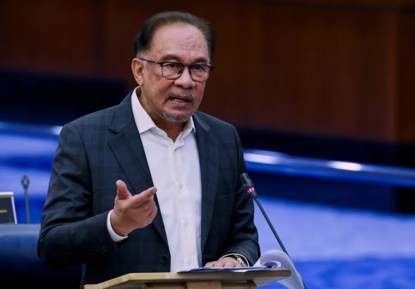 Anwar: Scam centre received 37,002 reports from victims, losses up to RM203 million