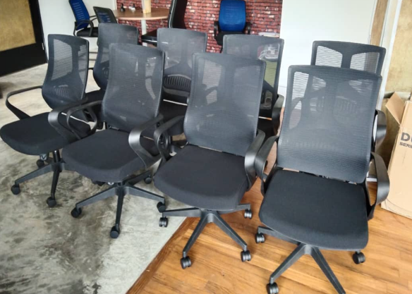 Office Chair | Kerusi Pejabat | �칫���� Pagoh