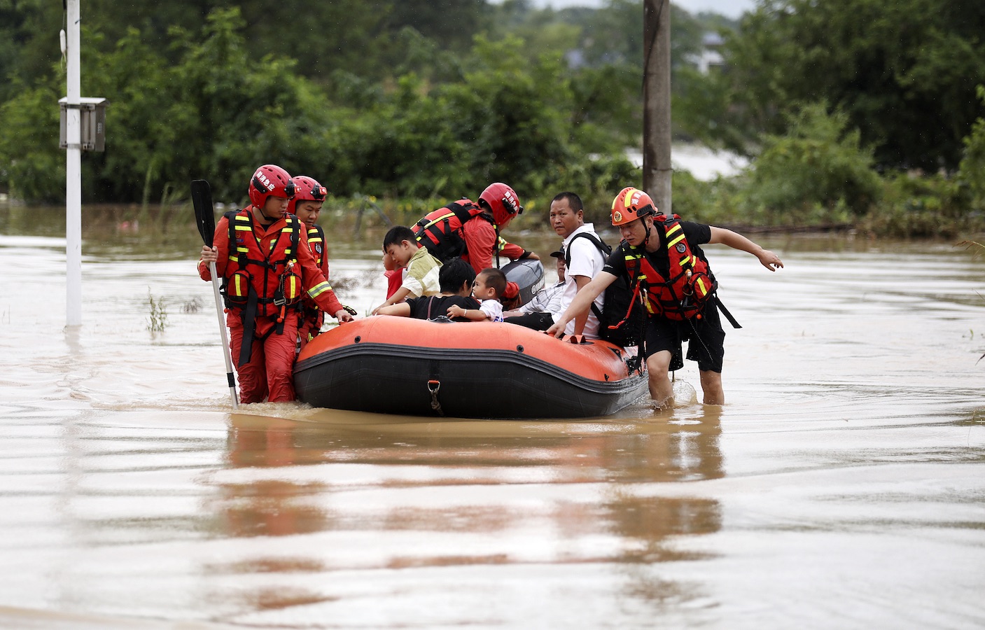 Heavy rainfall affects 1.15 million people in central China's Hunan