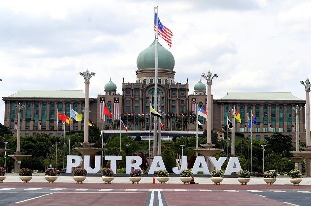 Anwar dismisses report of planned cabinet reshuffle