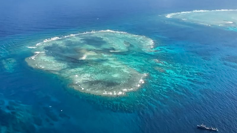 China vows to foil any infringements after Philippine South China Sea intrusion