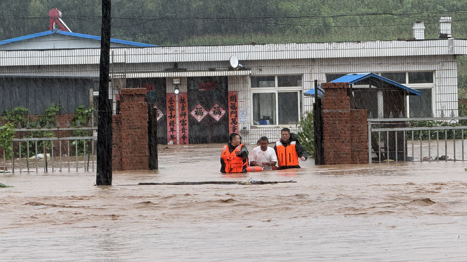 China allocates more disaster relief funds for northeast's Liaoning