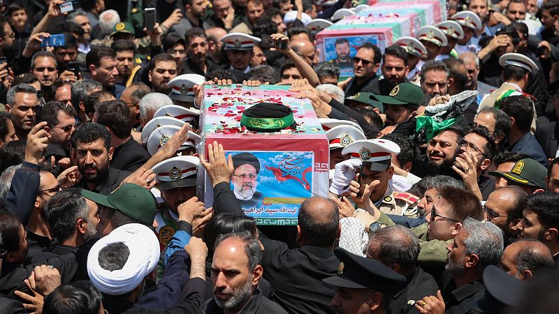 Helicopter of Iran's late president Raisi crashed due to complicated weather conditions, final report says