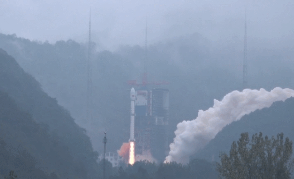 China launches remote sensing satellites for low-orbit constellation tests