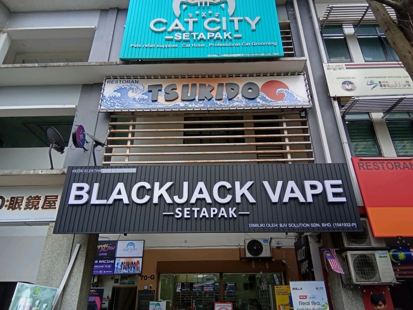 Vape Shop Aluminum Panel Base With 3D Box Up Frontlit Lettering Signage  Manufacturer At Kepong Subang
