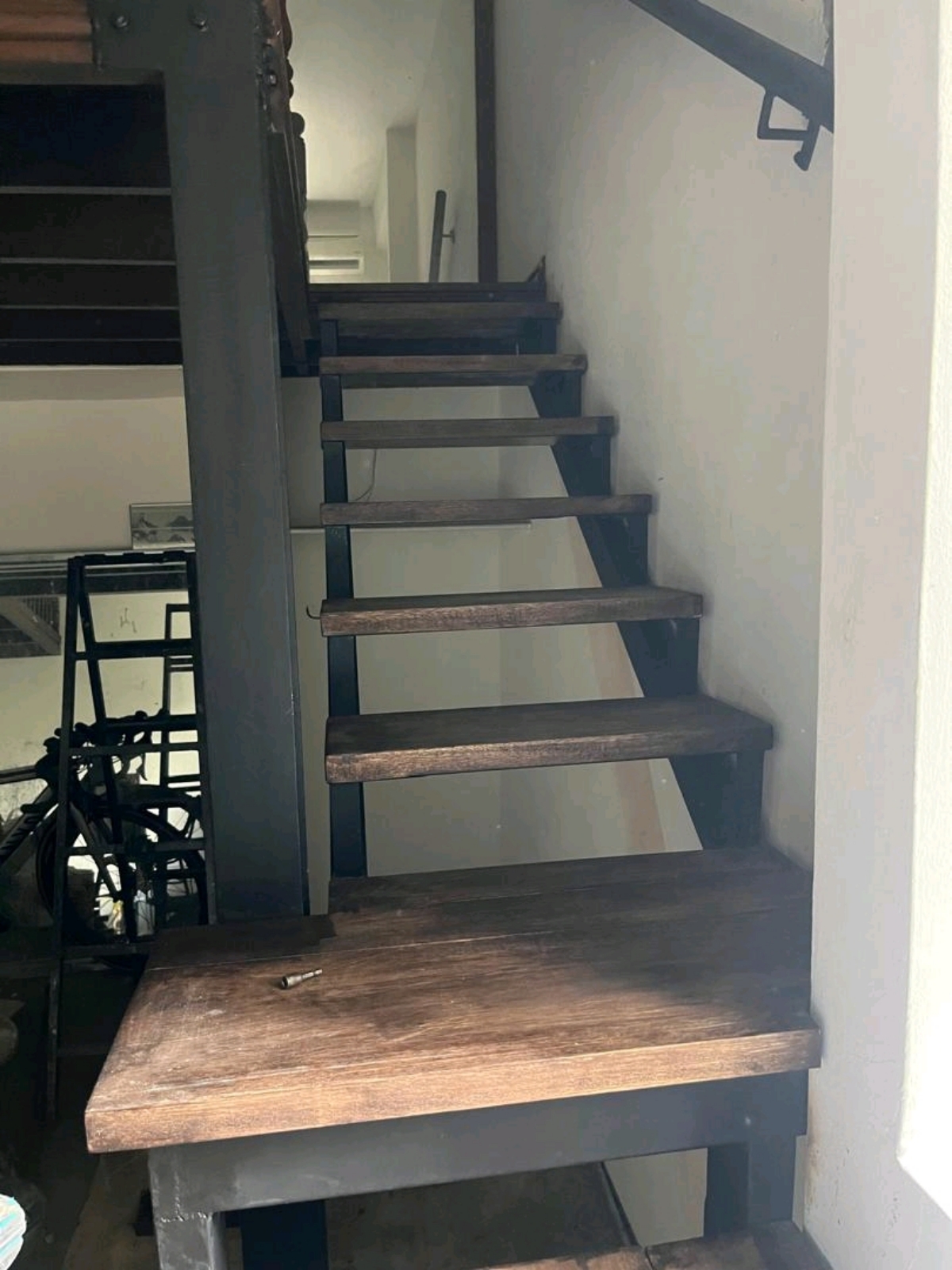 Mild Steel Plattform Staircase 