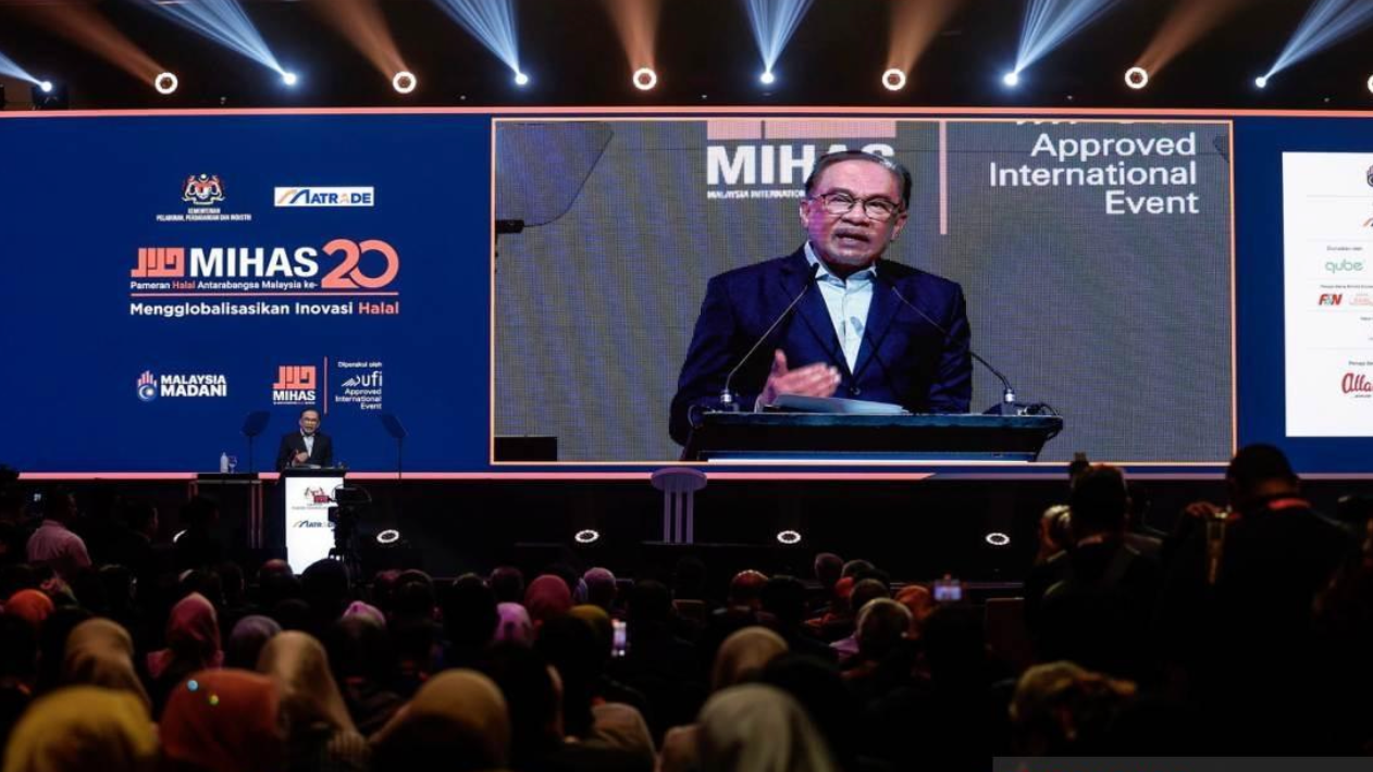 Halal industry more comprehensive, can complement Islamic economy, says PM Anwar