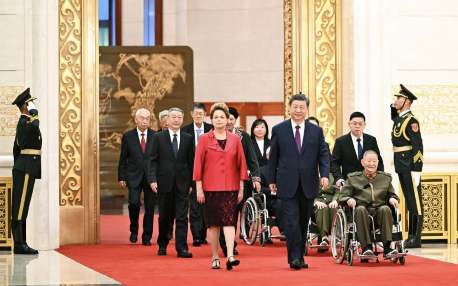 Xi: CPC leads Chinese nation in creating two miracles over past 75 years