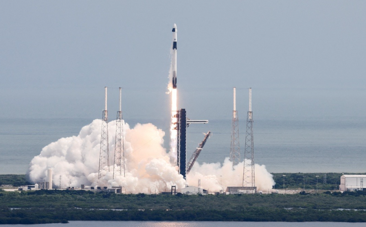 Nasa, SpaceX Launch 9th Crew Rotation Mission To Space Station